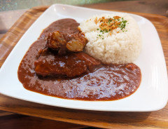 SP_豚バラと豚バラ軟骨のポークカレー.jpg