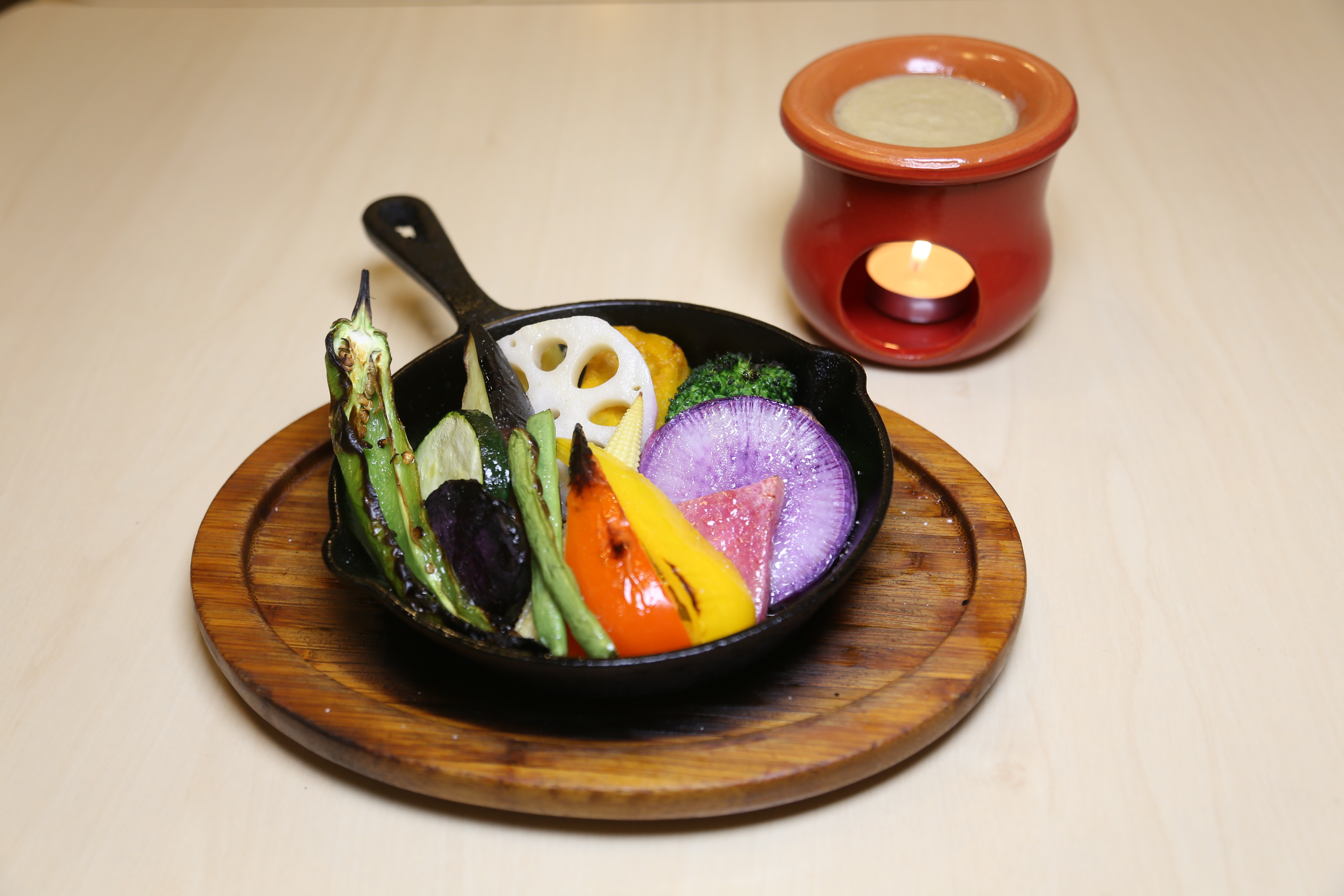 産直野菜入り　１５種類の野菜のオーブン焼き