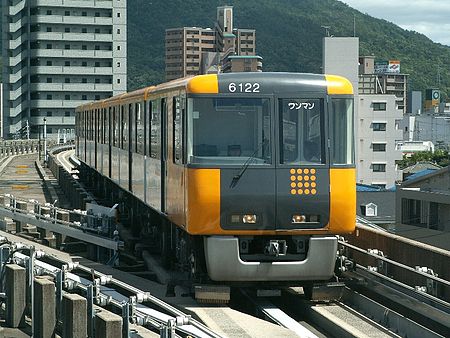 450px-Astram_line_6122_at_Omachi_station.jpg