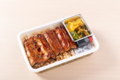 うなぎ弁当【中】（３/４尾）