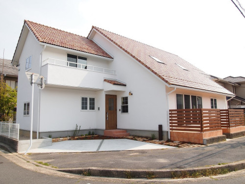 桑名市建替え新築二世帯住宅.jpg