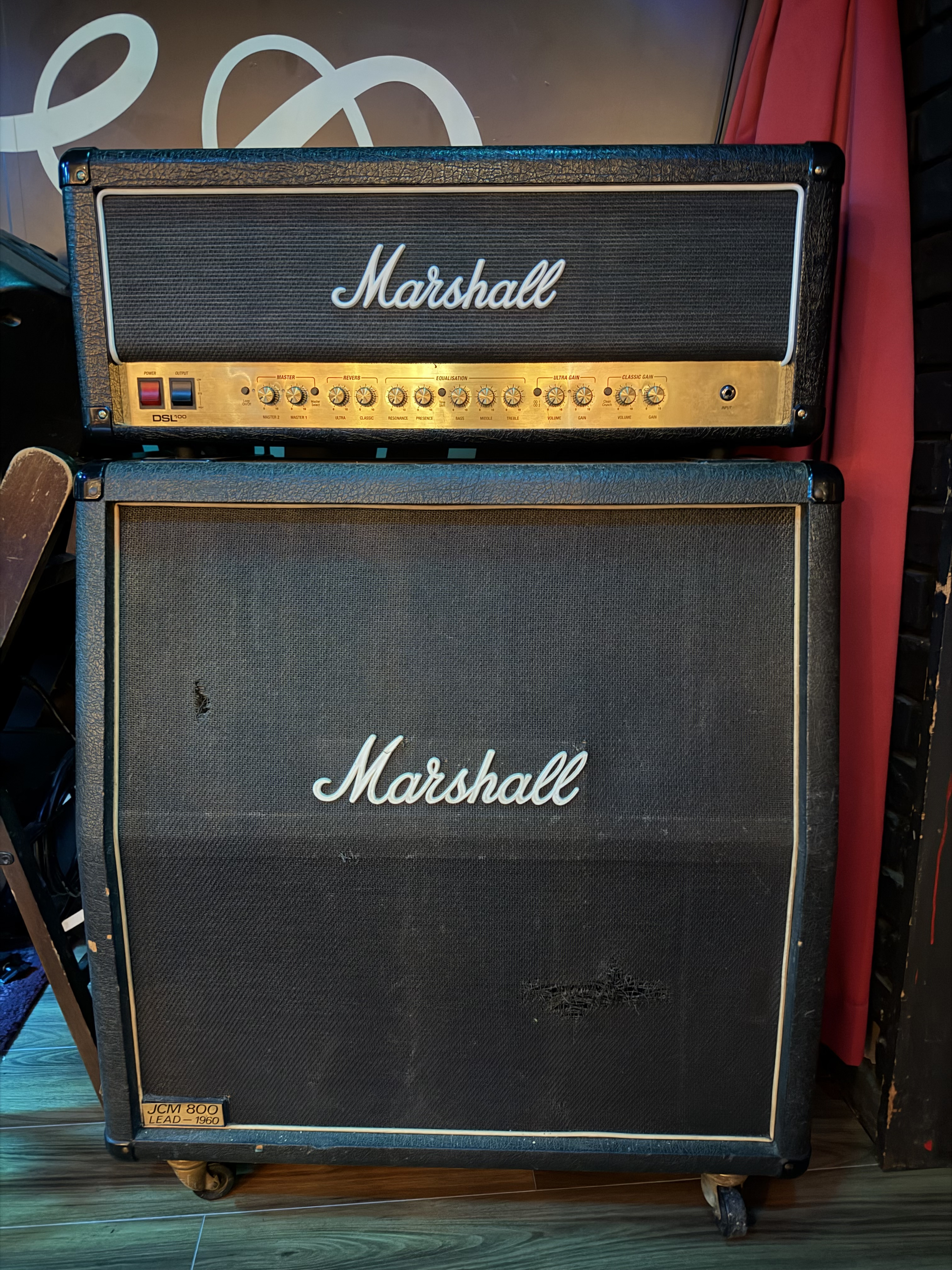 Marshall DSL100H + 4×12 Cabinet