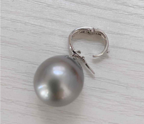真珠クリッカーペンダント2.jpg