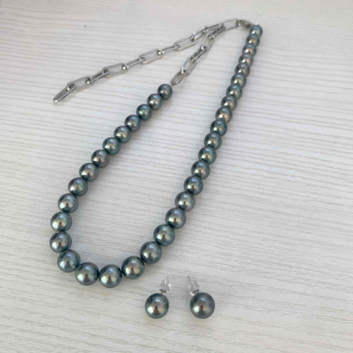 黒真珠ネックレス4.JPG