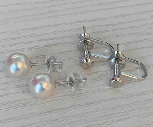 真珠イヤリングをピアスへリフォーム3.jpg