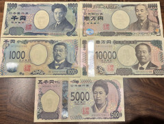 明日から3連休です　新札をみんなで見ました！
