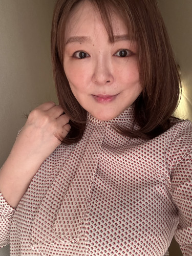 お昼12時ご予約できます。