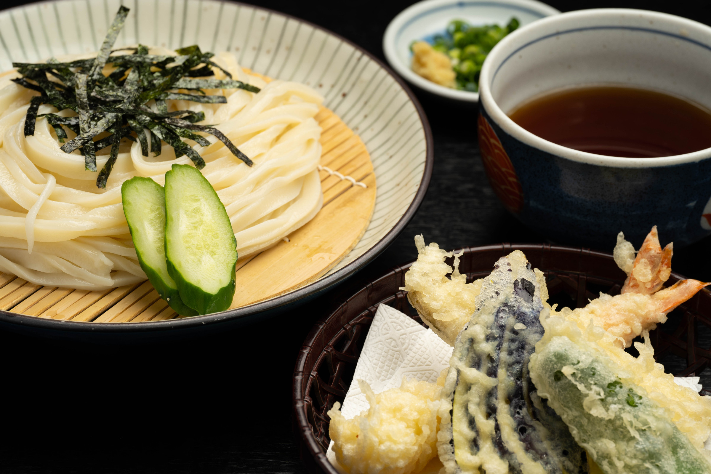 海老天ざるうどん