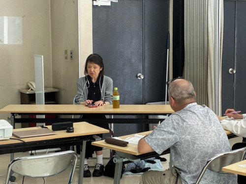 講演中の様子正面から.jpeg