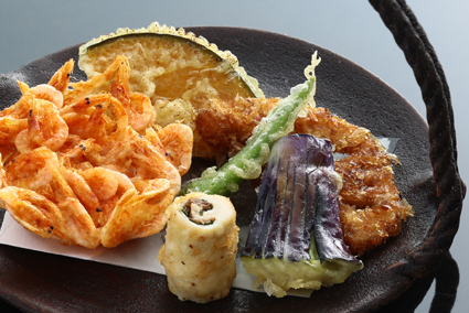 季節の会席料理　てんぷら盛り合わせ