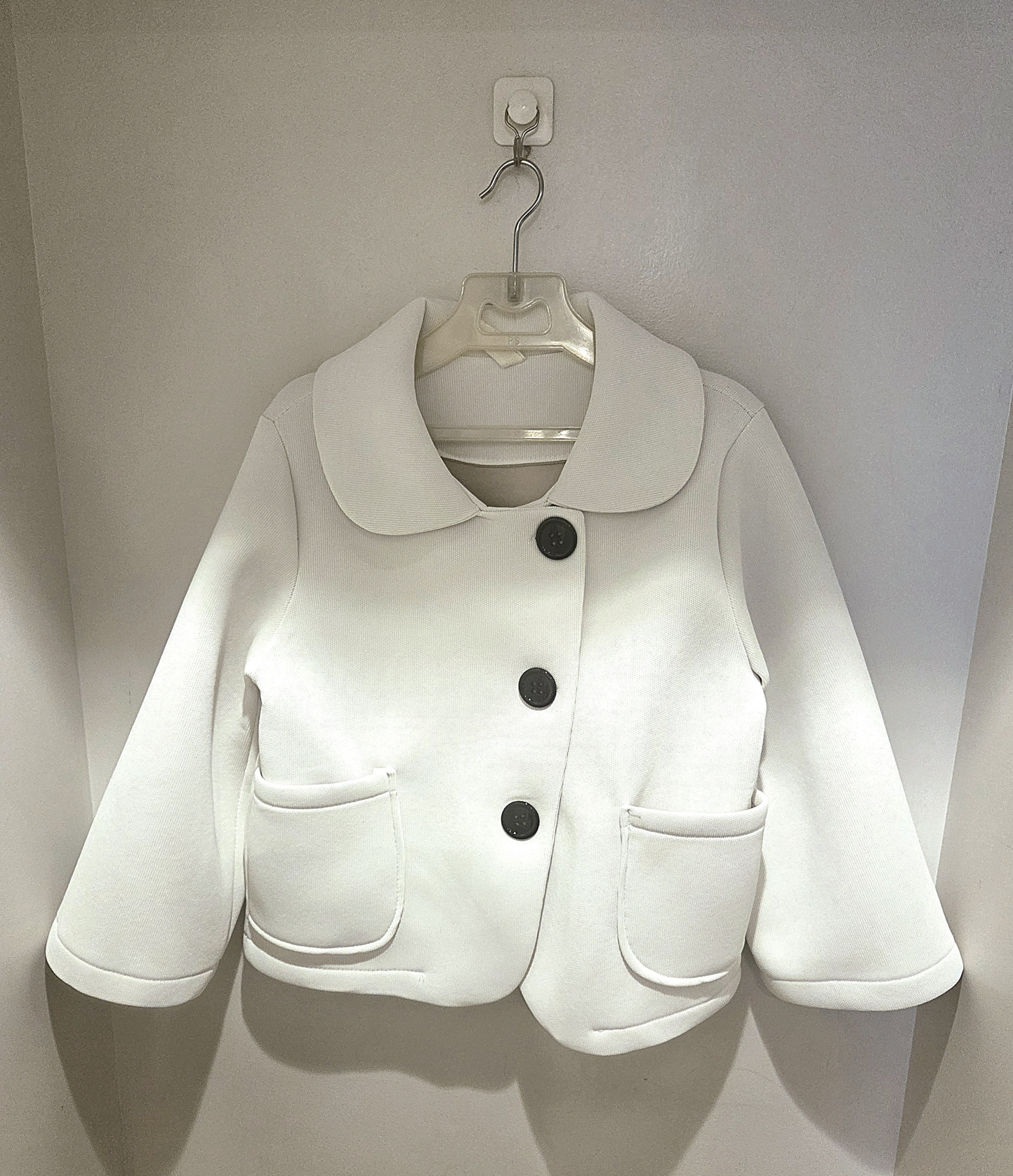 ボンディングショートジャケット　LAMIAR   ¥14.500(オフホワイト•ブラック)