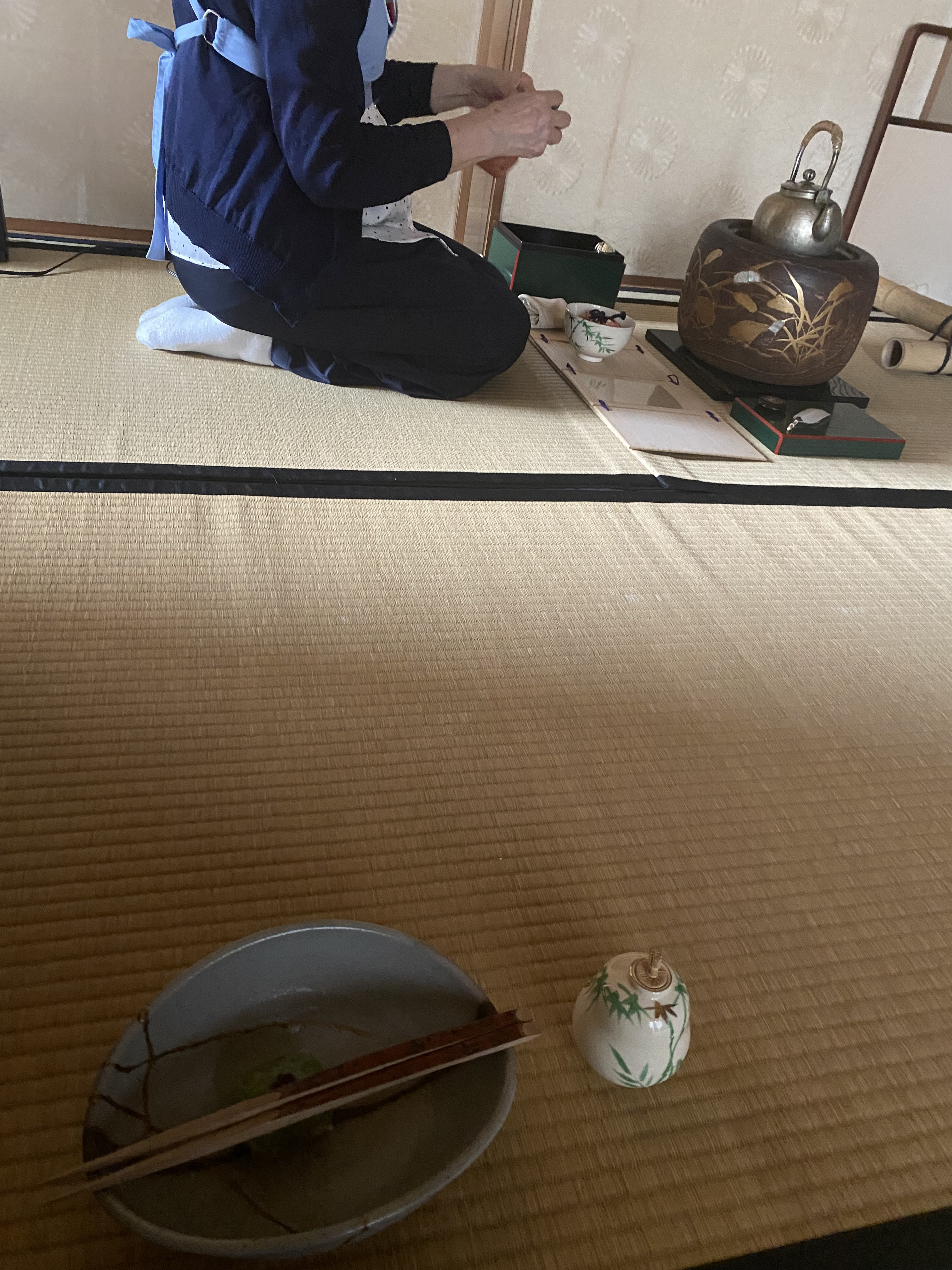ご自分のお茶箱で・・・