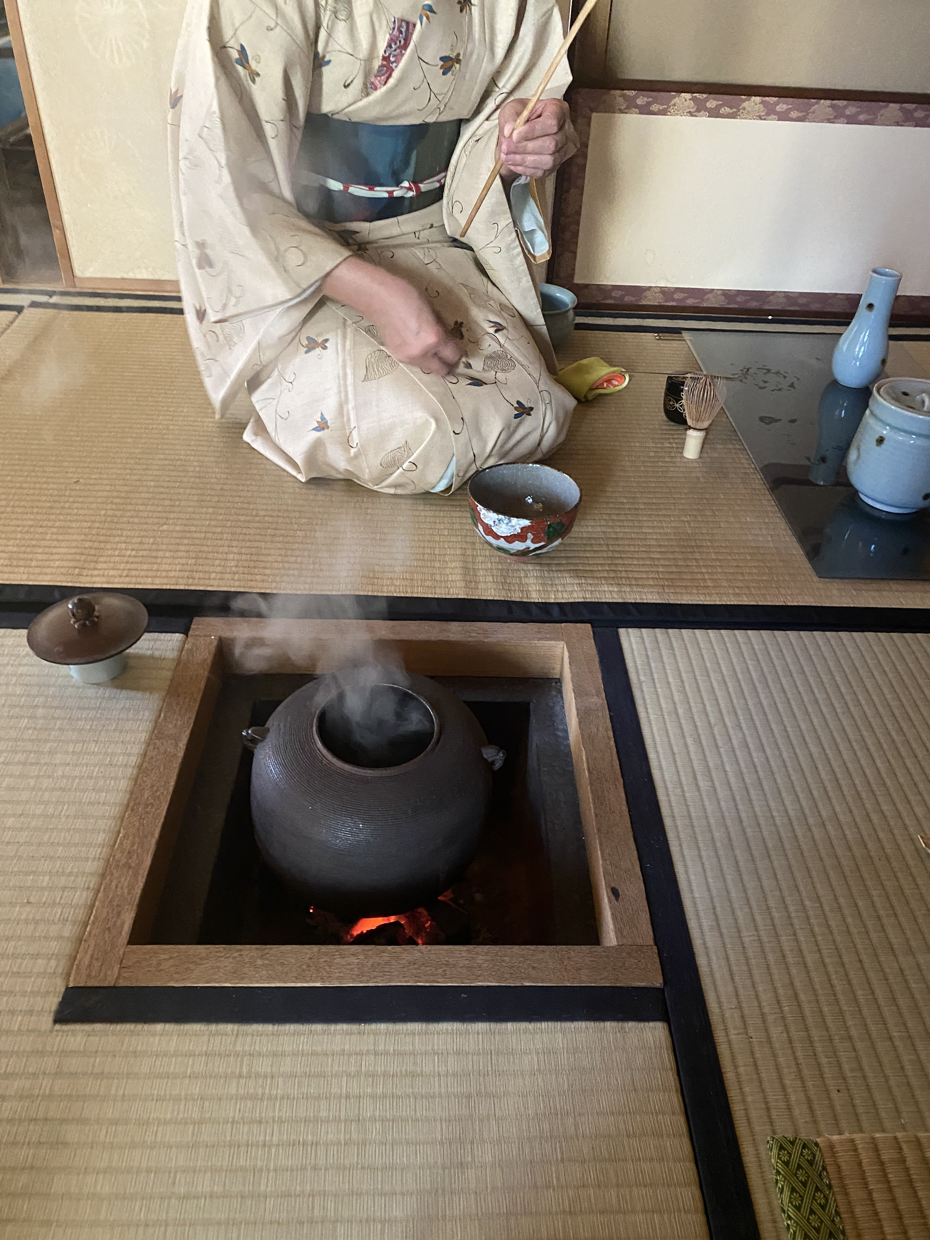 長板薄茶点前を．．．