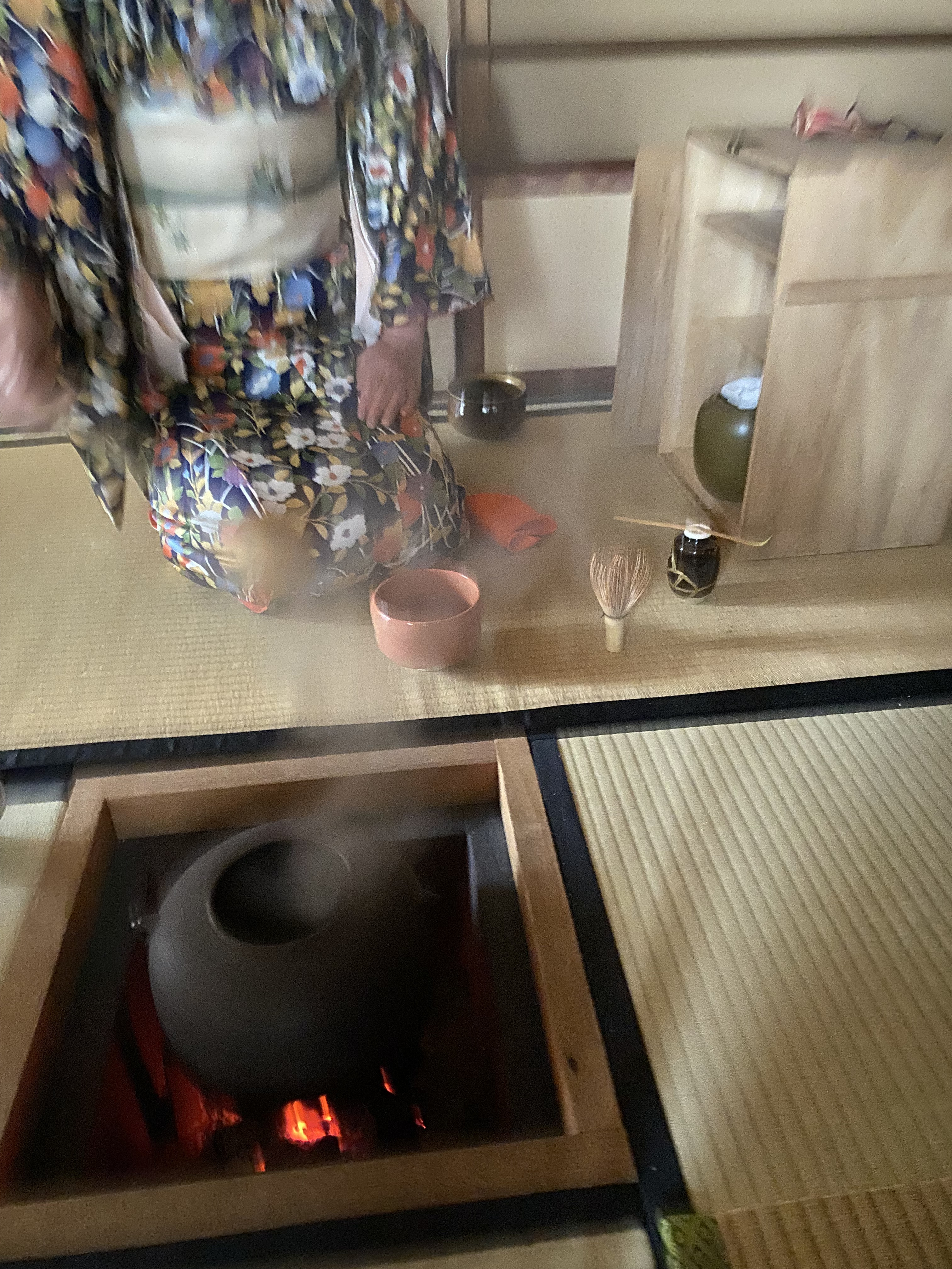 旅箪笥で濃茶点前を・・・