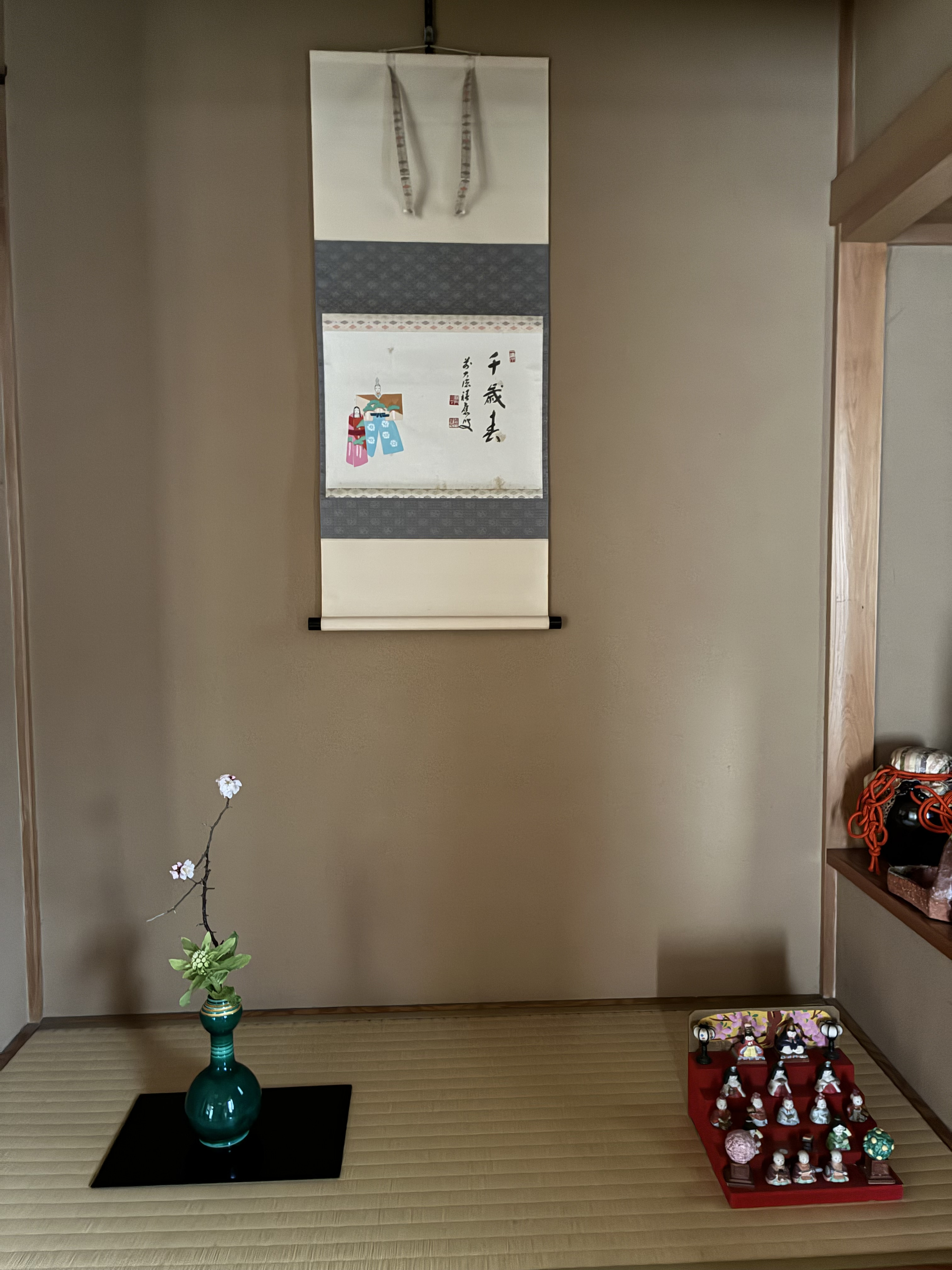 おひなさまを・・・