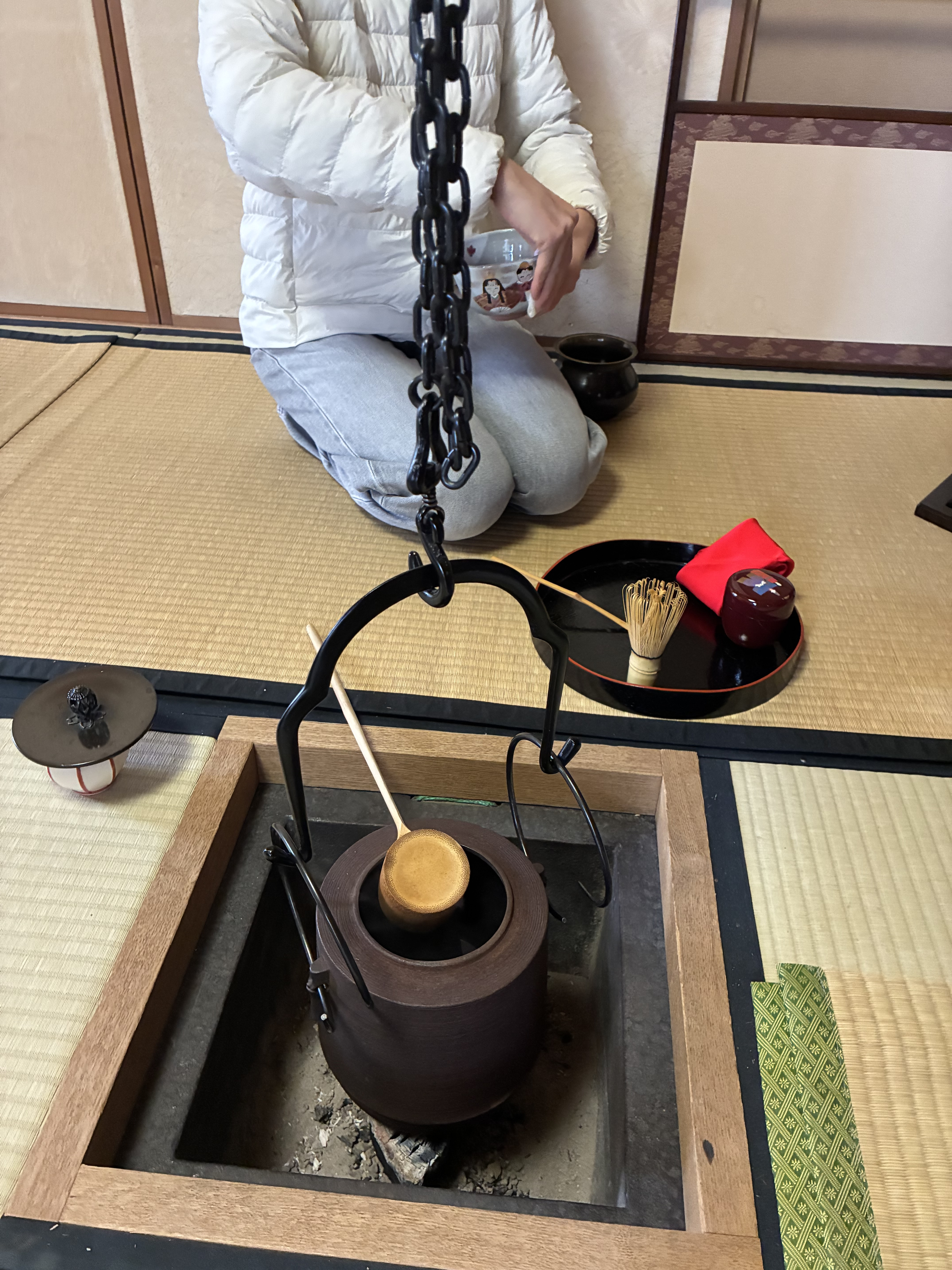 柄杓を使って．．．