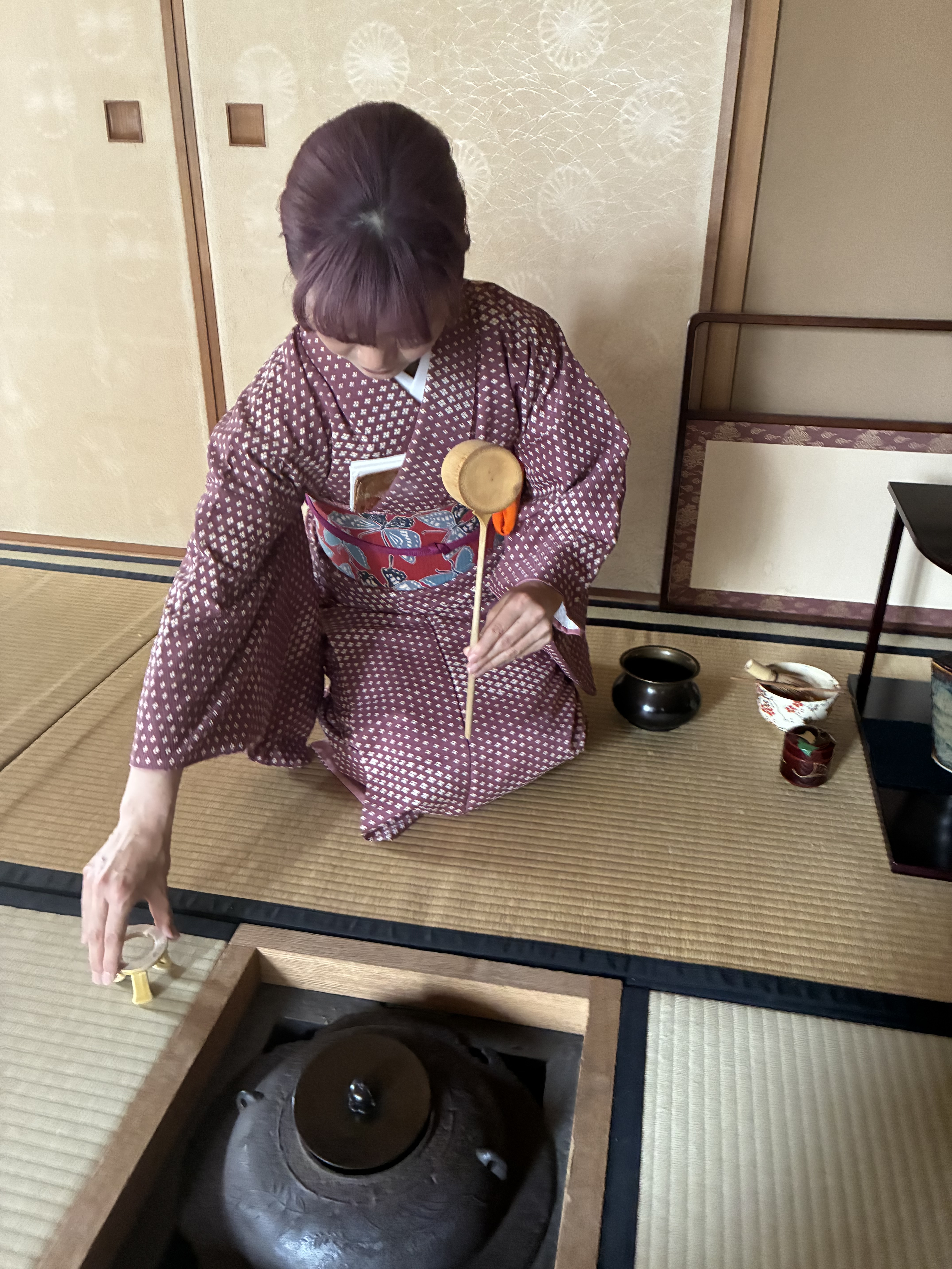 誰が袖棚で・・・