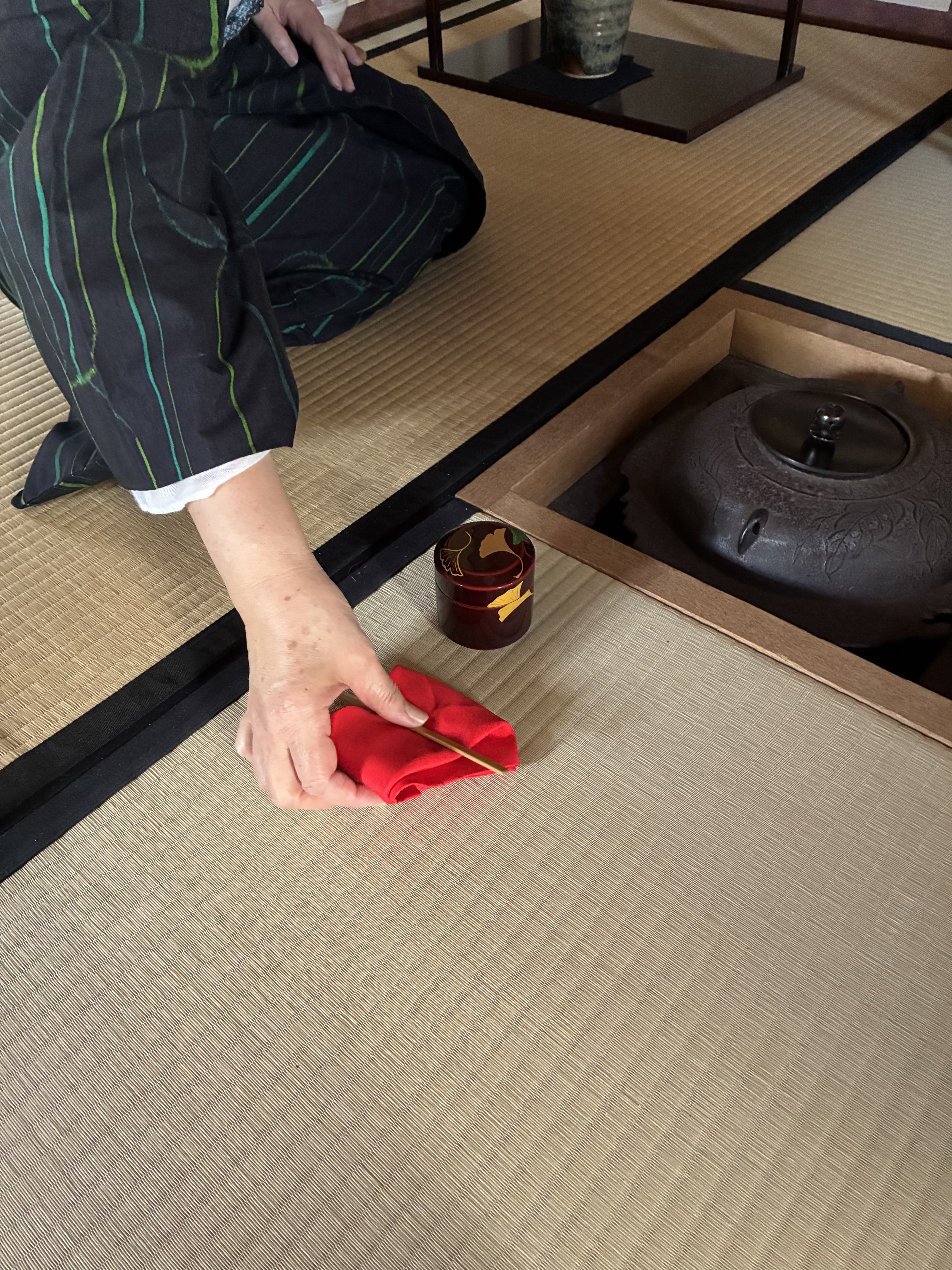 貴人点薄茶点前のお稽古を・・・