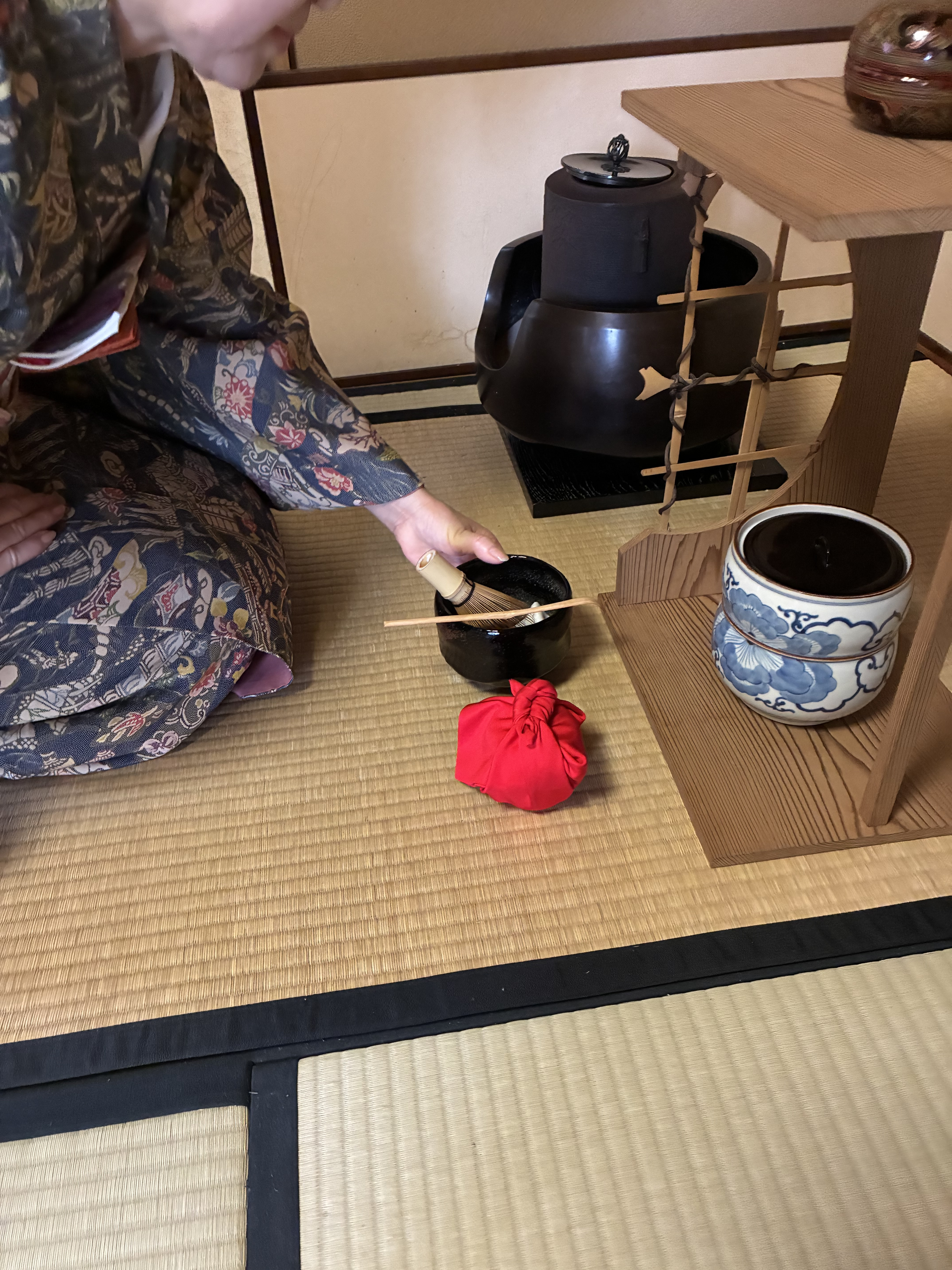 包帛紗のお稽古を・・・