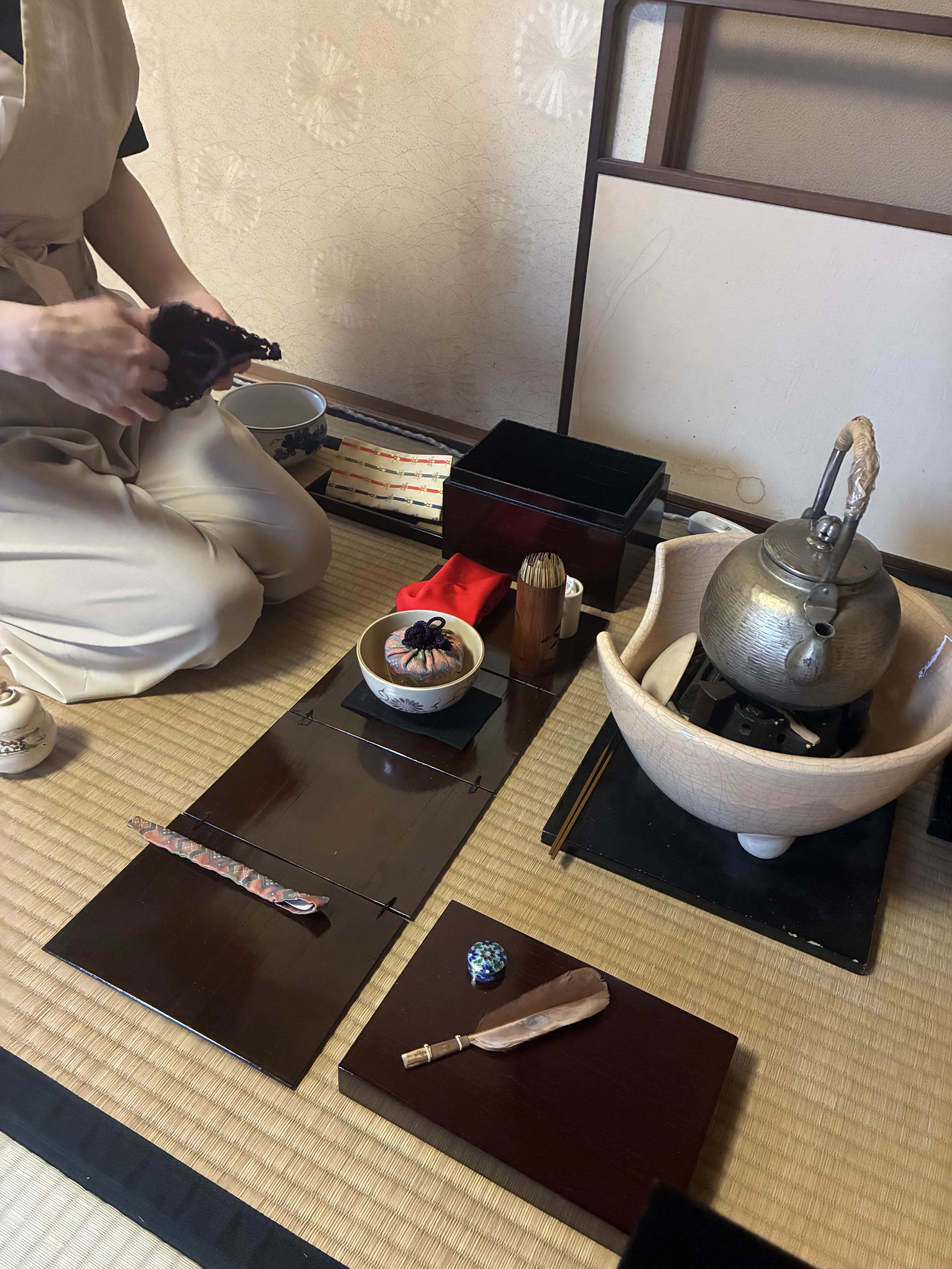 茶箱　月　のお点前を。。。