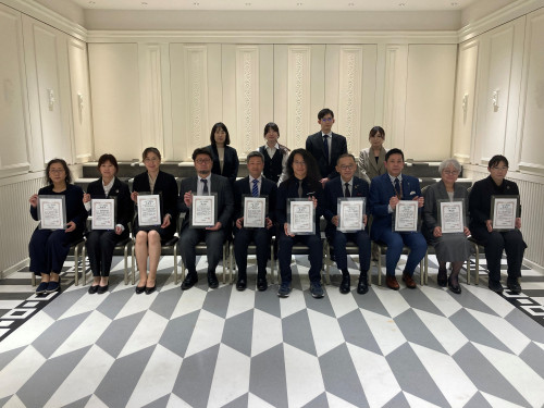 参加企業集合写真①.jpg