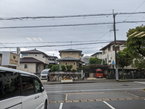 今日はクメが…ヒマしてます…