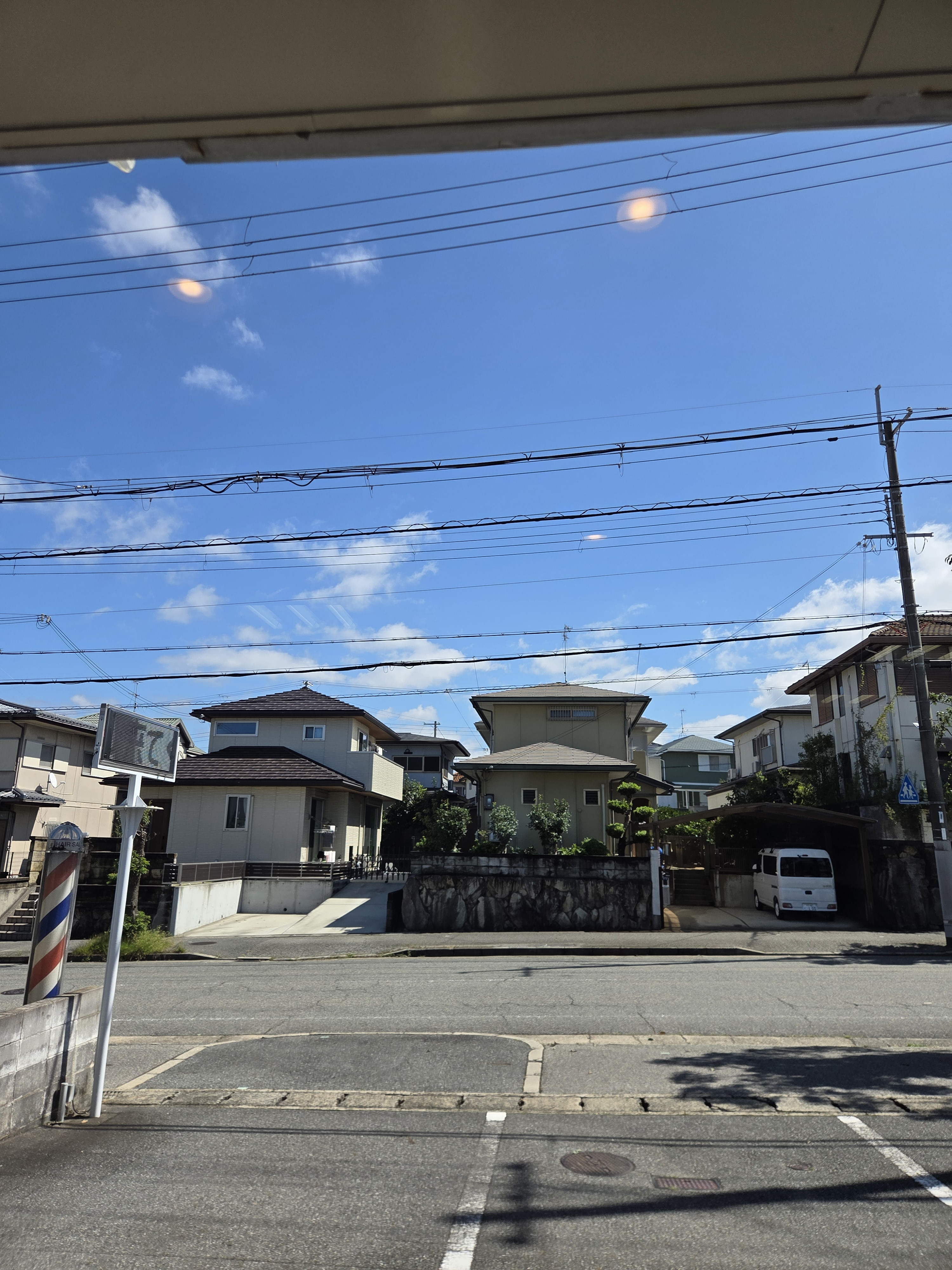 明日急にヒマになりました………