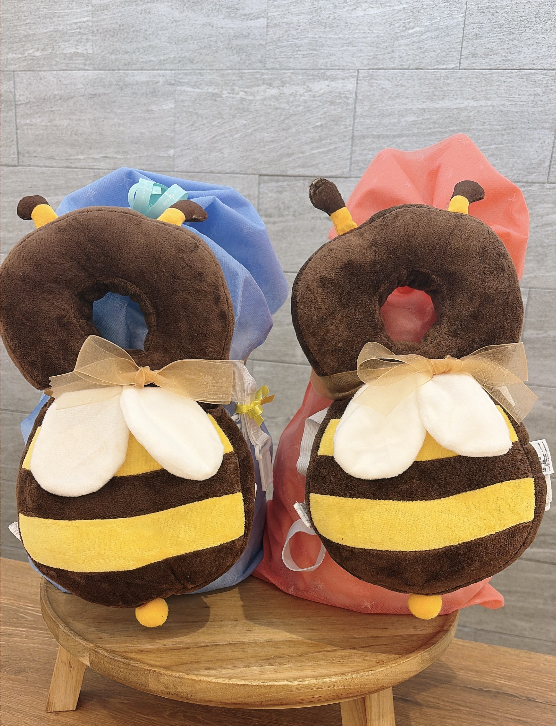 出産祝いに！　赤ちゃんの頭をお守りするおむつケーキ