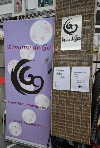 2018年　イギリス London 　着物レンタル&ヘアメイクshop　『Kimono de Go』ロゴ