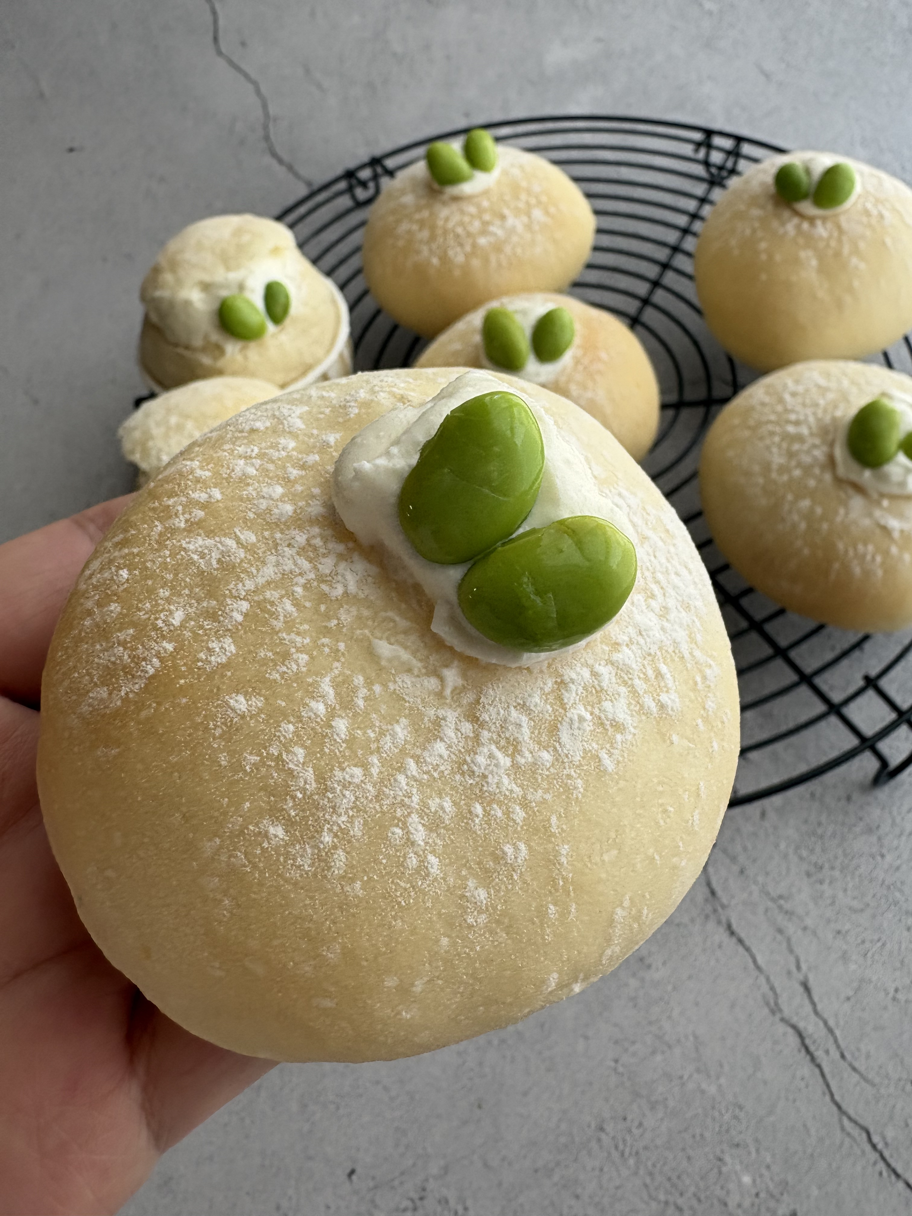 白パン生クリームあんぱん