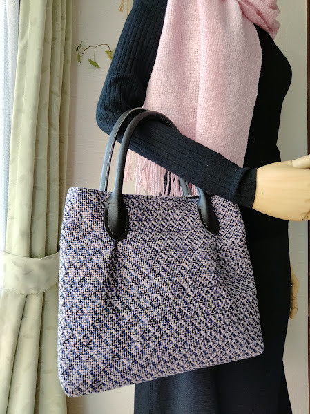 色糸効果バッグ