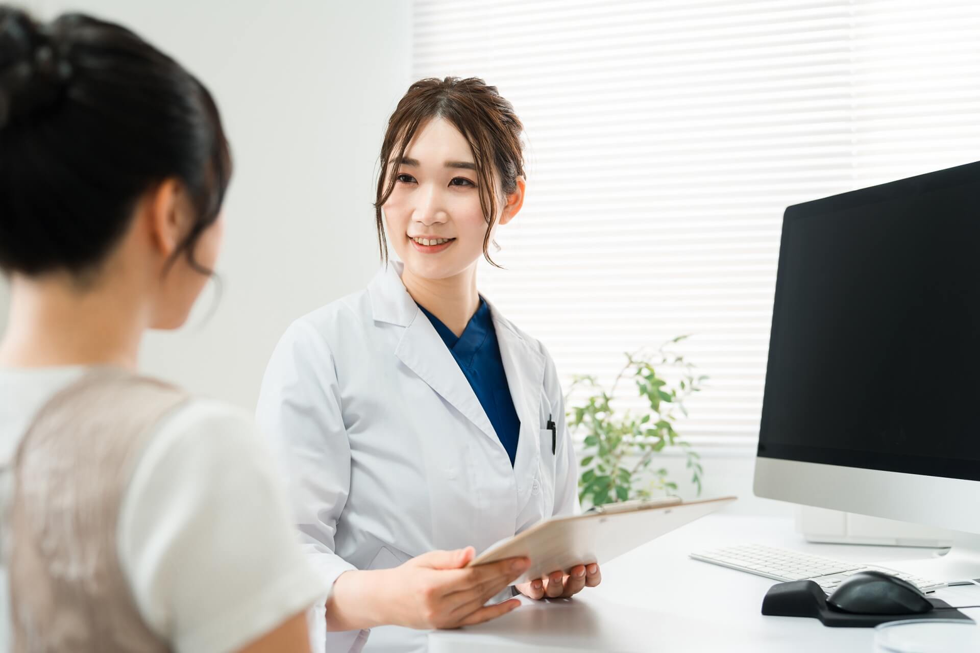 デリケートな悩みも話しやすい、女性医師による診療体制