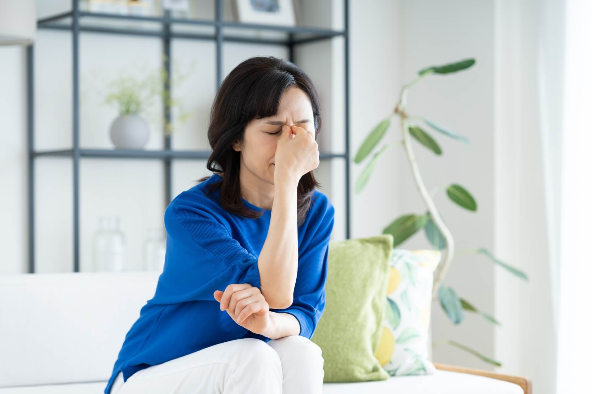 更年期によく見られる症状は？主なサインとセルフチェック