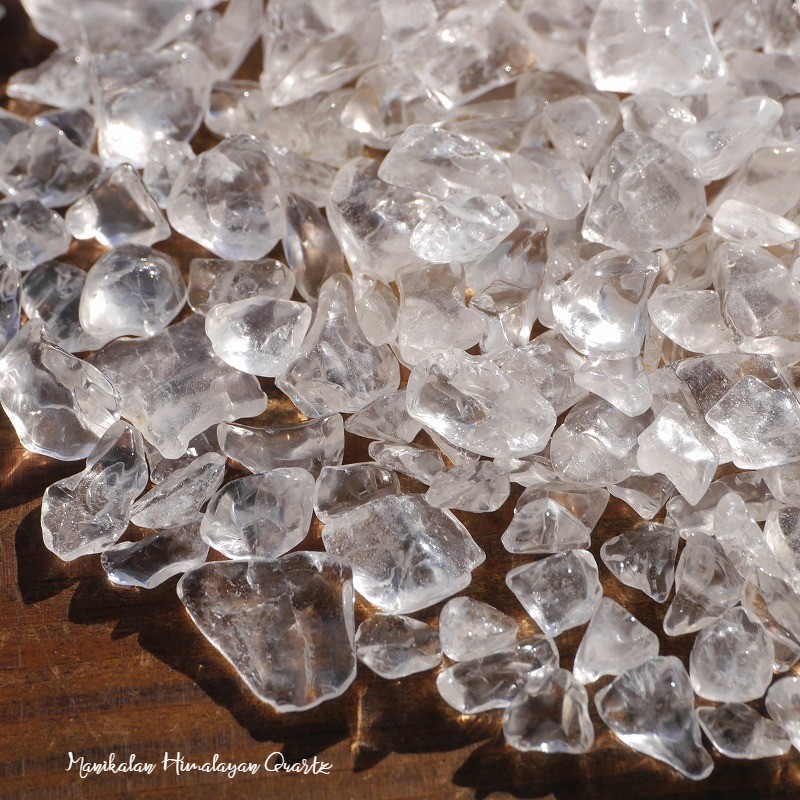 天然石ヒマラヤ水晶約100g分詰合せ(マニカラン鉱山産)さざれ石 約4〜13mm穴なし
