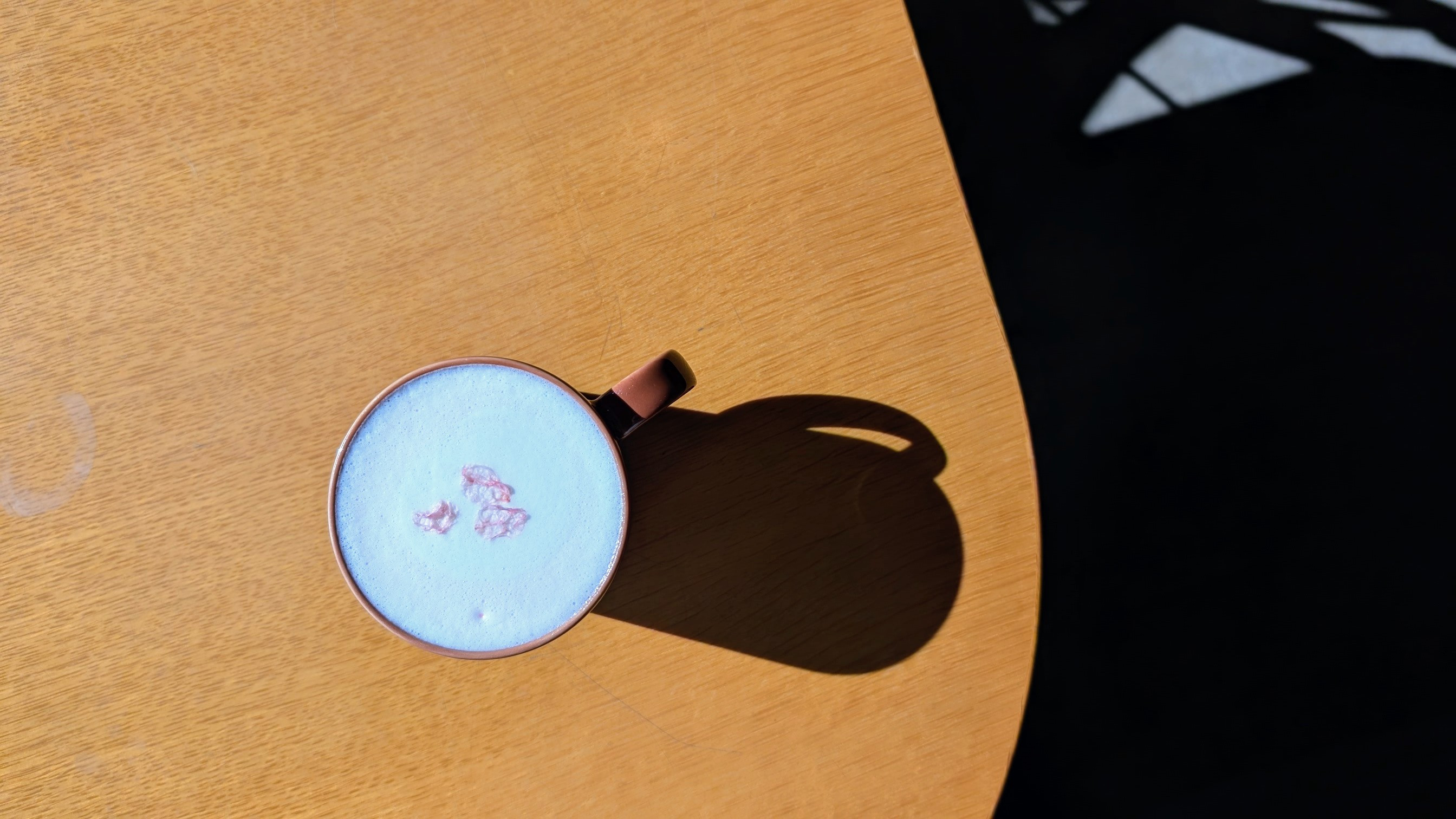 桜ホワイトチョコラテ