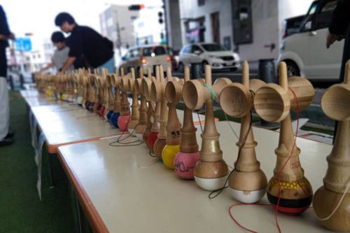 LINE_ALBUM_1012 けん玉広場午後_261012_36.jpg