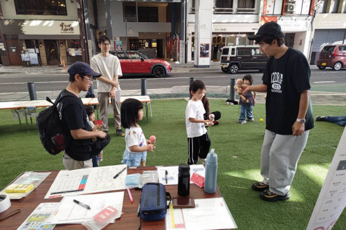LINE_ALBUM_1012 けん玉広場午後_261012_2.jpg