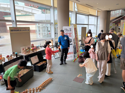 LINE_ALBUM_ねんりんフェス　けん玉_261024_10.jpg
