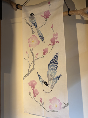 手ぬぐい「木蓮に尾長」