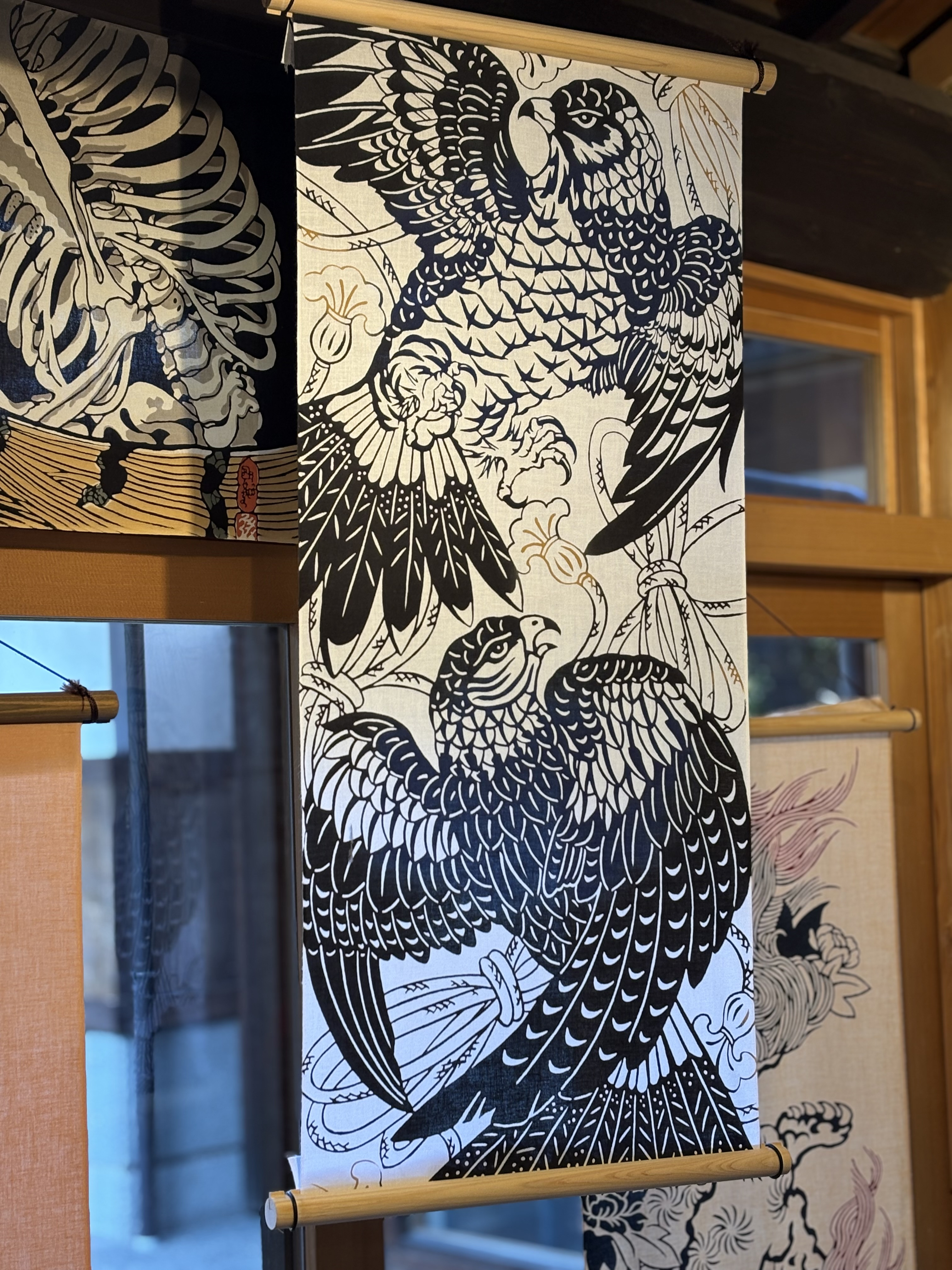 手ぬぐい「鷹」