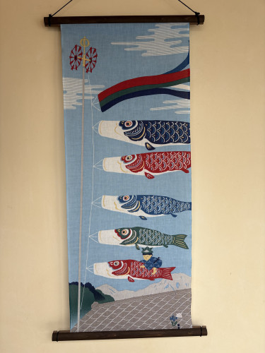 絵手ぬぐい「空およぐ鯉のぼり」