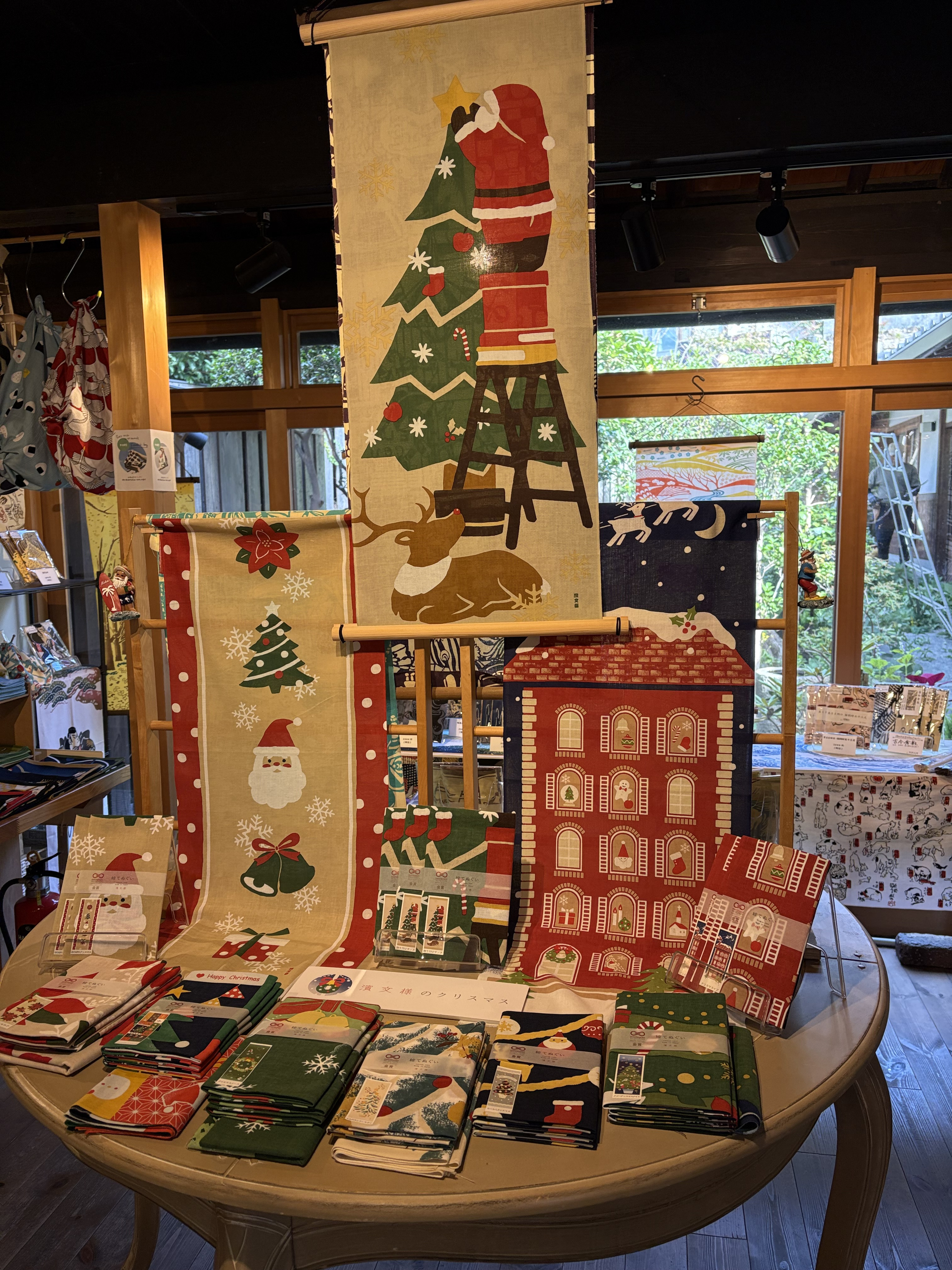 クリスマスコーナー作りましたー