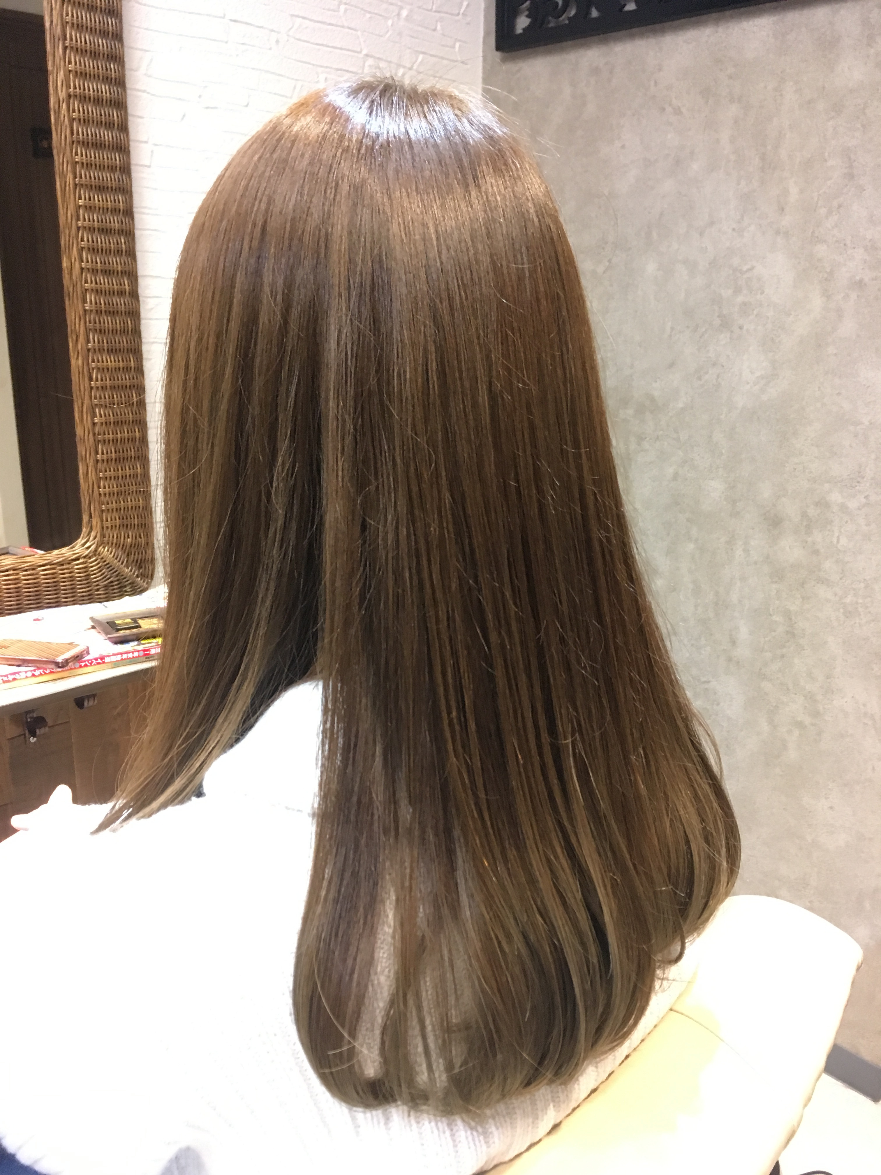 新プレミアムオーガニックフルカラー Affinity Hair And Spa 柏美容室 柏ヘッドスパ 柏クリーム 柏メンズ 居心地のいい少人数プライベート空間 2席とフルフラットシャンプー台