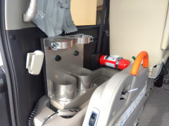 酸素ボンベ固定金具・消火器.jpg