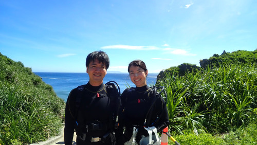 沖縄ダイビング青の洞窟