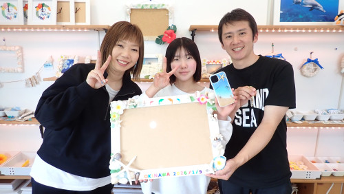 沖縄手作り体験レジンiPhoneケース・キーホルダー・フォトフレーム