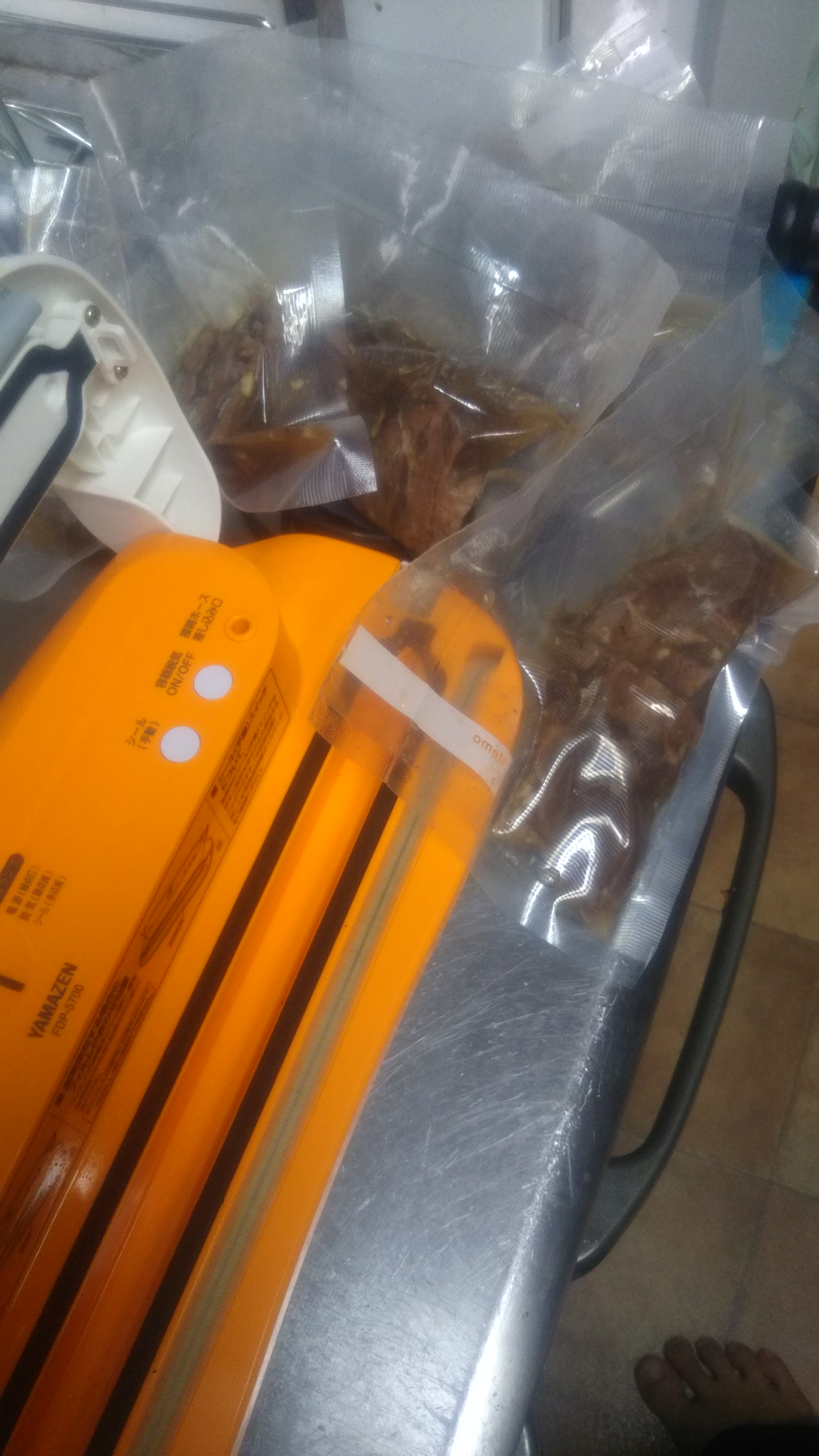 牛ホホ肉の赤ワイン煮込み