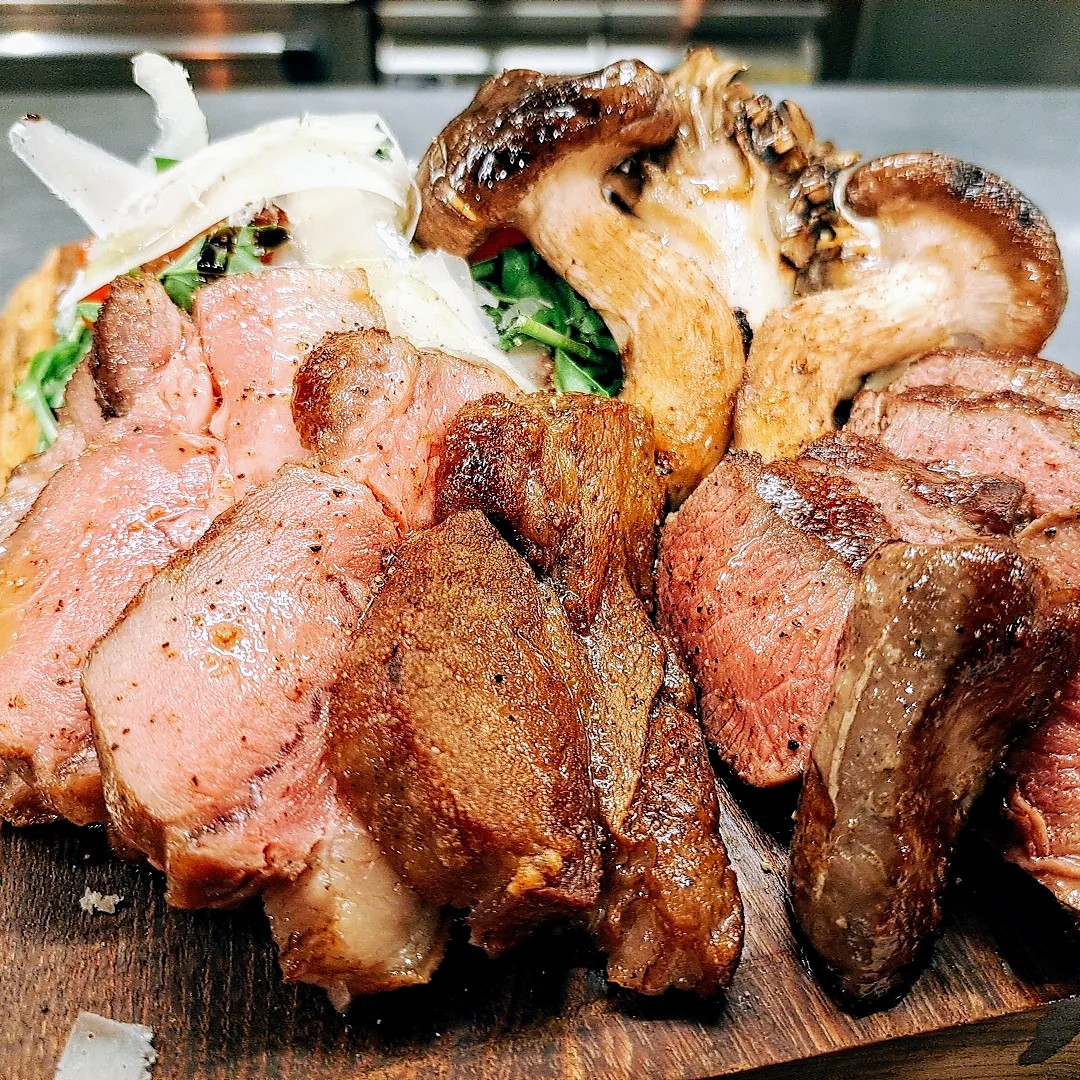 ある日のお肉盛り合わせ🐗🦌