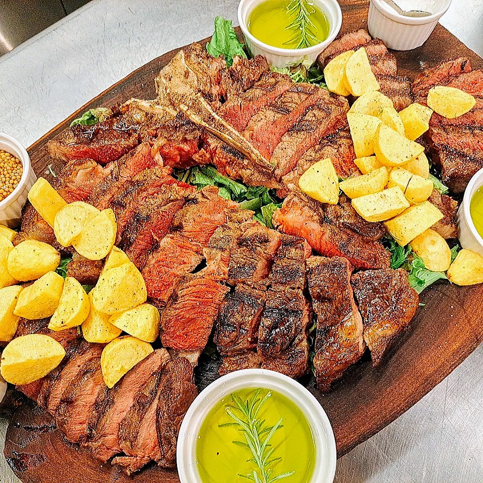 メインのお肉3種類盛り合わせ