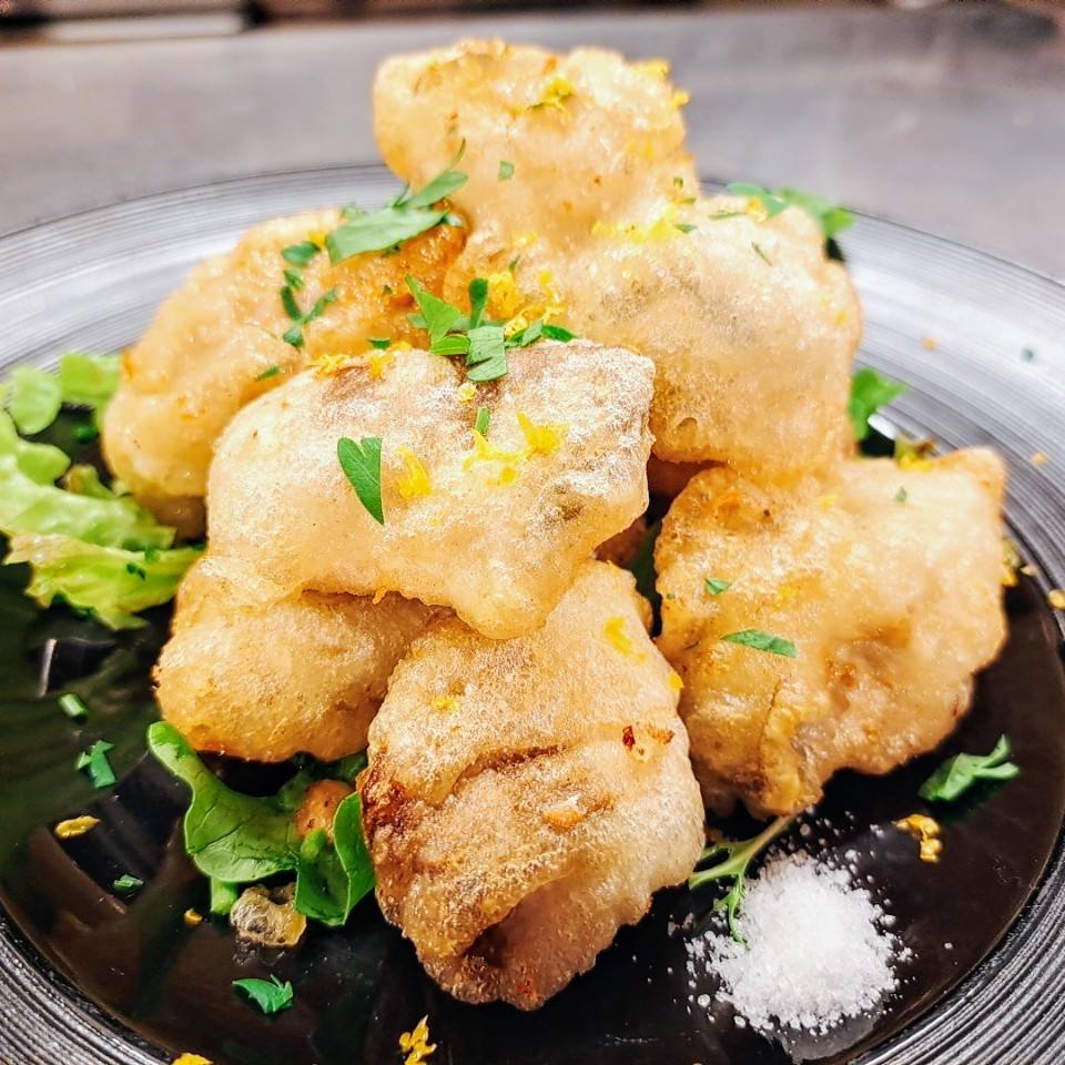 広島県産牡蠣とブリのフリット